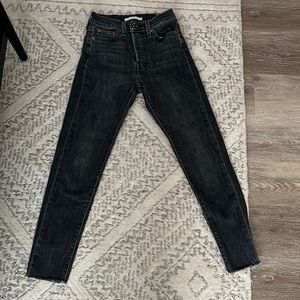 Levi’s Jeans!! Size 26!